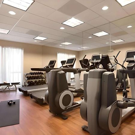 Comfort Suites Milwaukee West מראה חיצוני תמונה