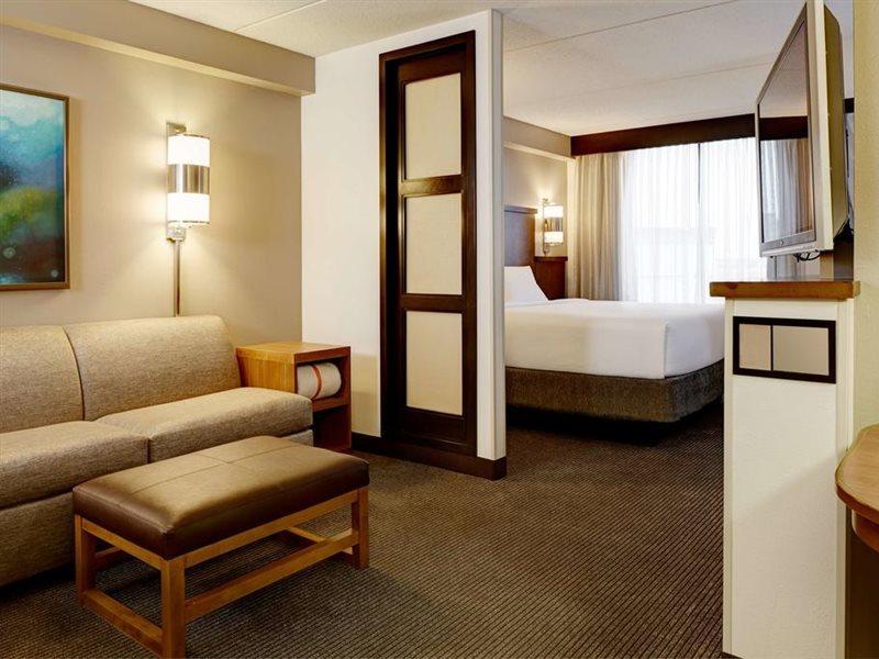 Comfort Suites Milwaukee West מראה חיצוני תמונה