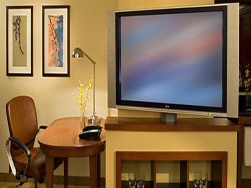 Comfort Suites Milwaukee West מראה חיצוני תמונה