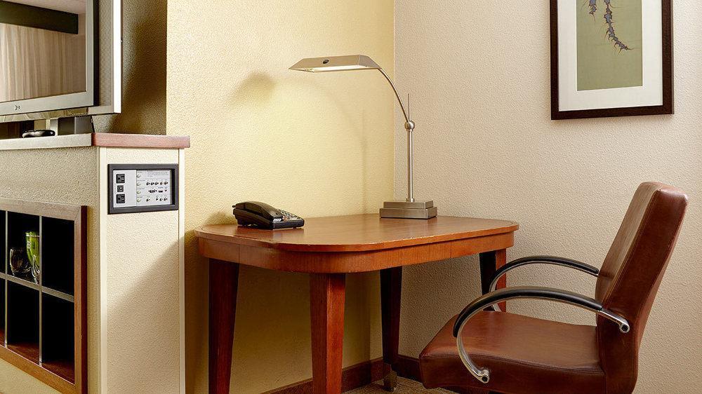 Comfort Suites Milwaukee West מראה חיצוני תמונה